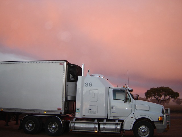 moving truck company long distance